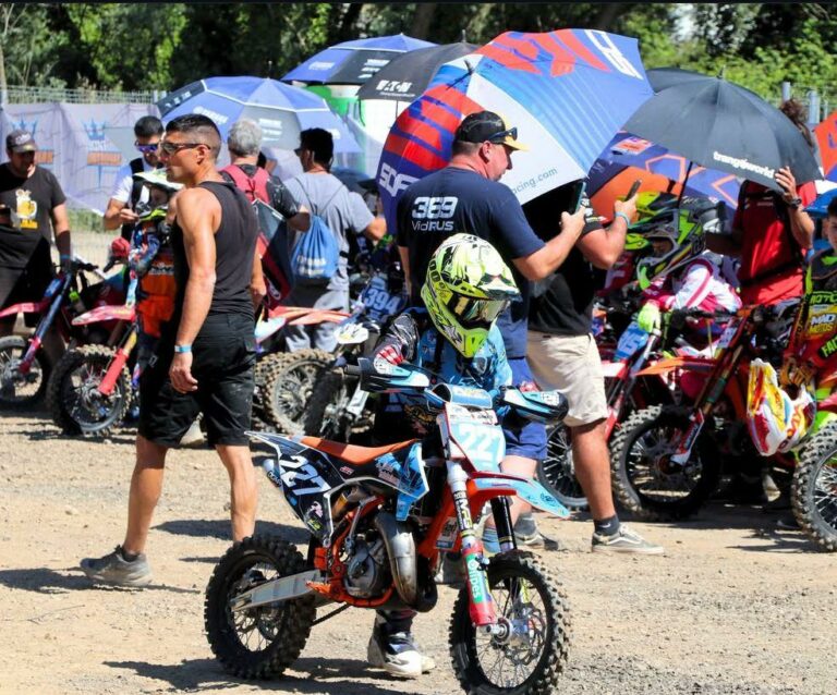 POST EMX JUNIOR CASTELLOLÍ